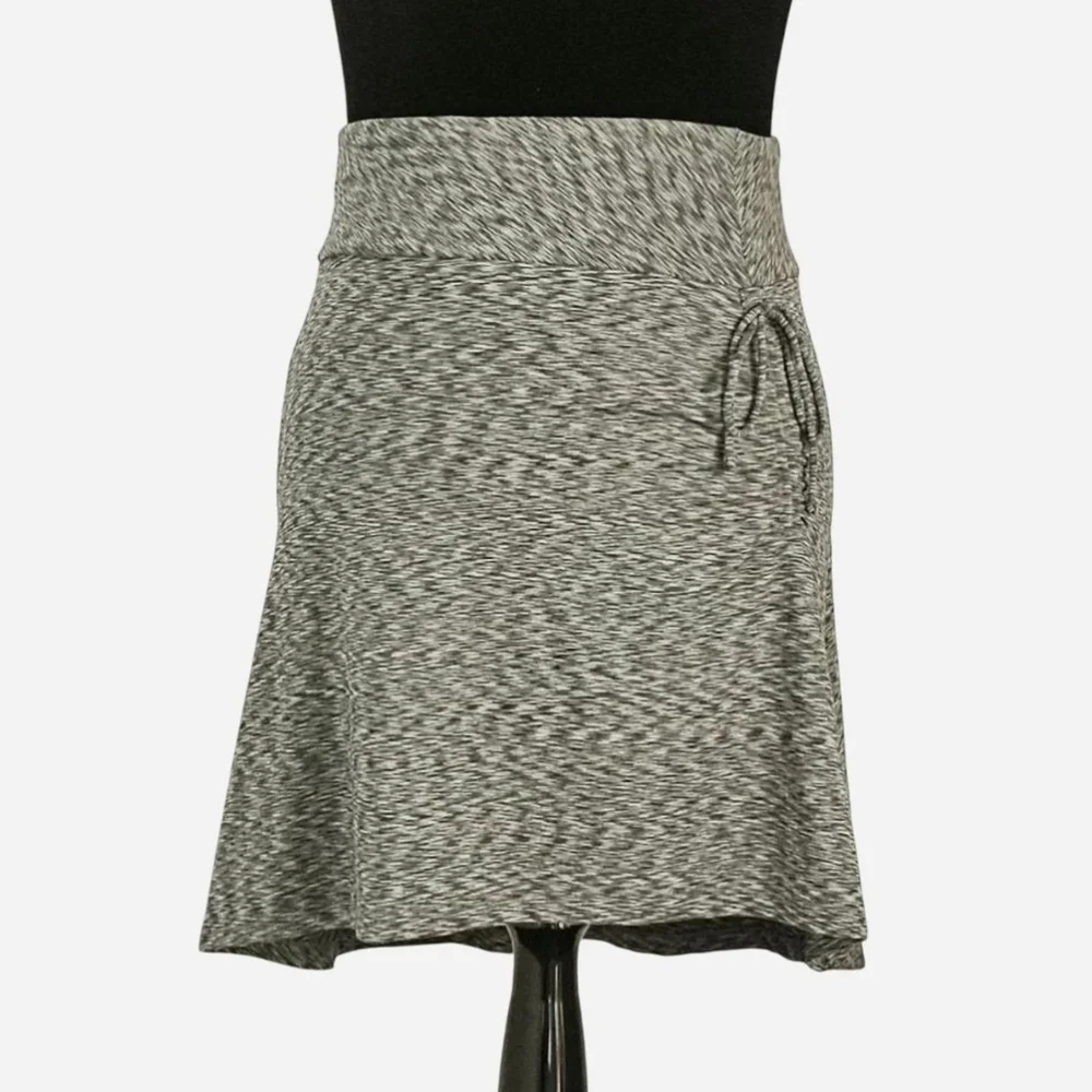 THE NORTH FACE Women's Size M Skirt with Cinch/Drawstring‎ Detail